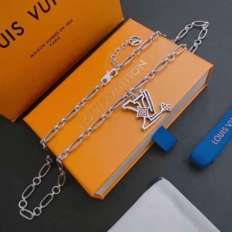 Louis Vuitton Necklaces